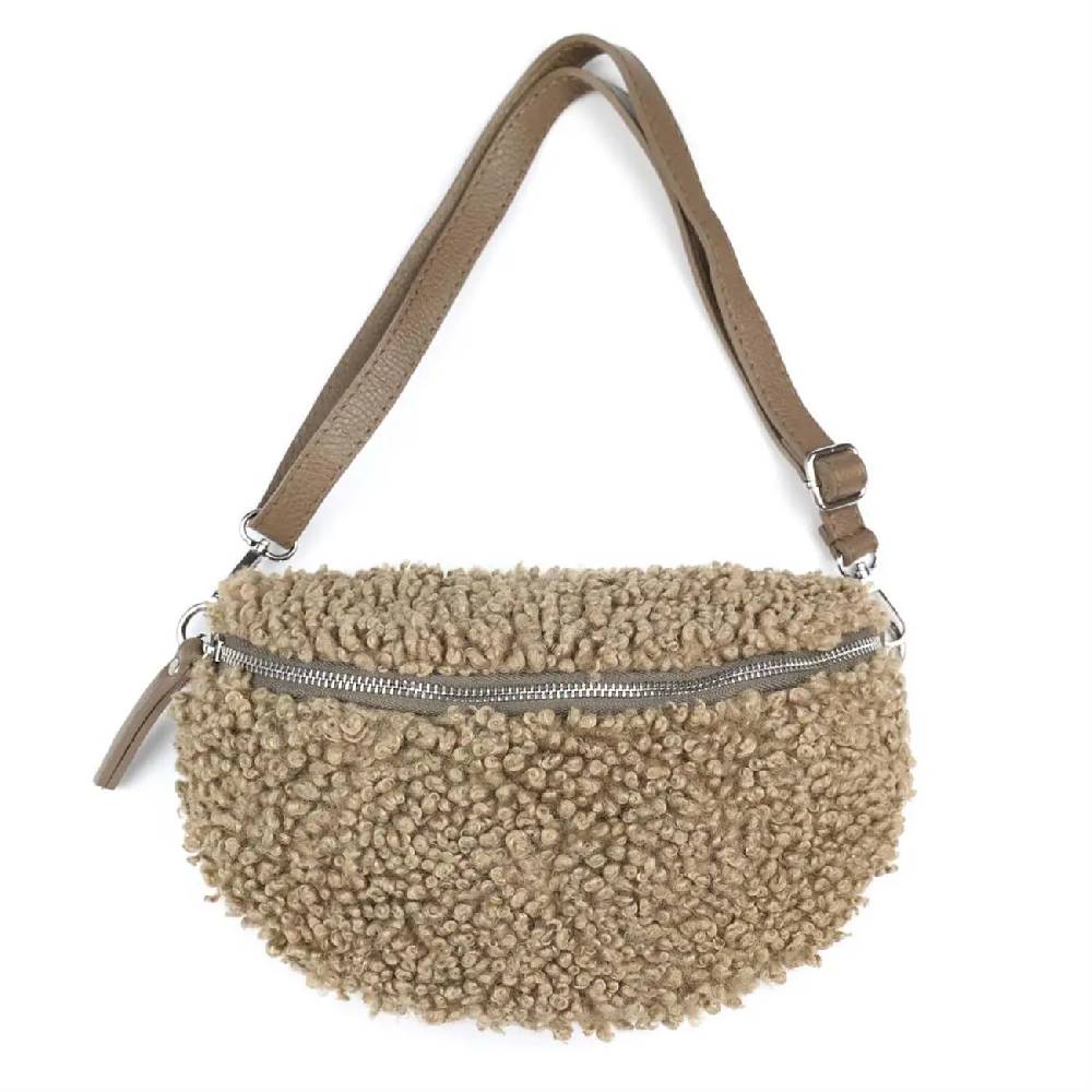 OBC Made in Italy Damen Teddyfell Tasche Leder Jeans Plüsch Bauchtasche Hüfttasche Schultertasche Bodybag Umhängetasche Crossbody Teddyplüsch Handytasche Crossbag Gürteltasche Rabatte dieses Monats