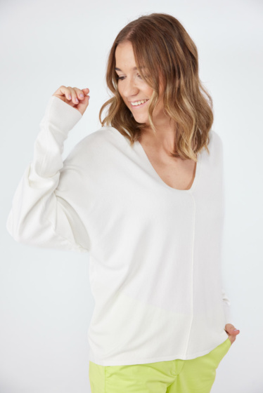 Lieblingsstück Pullover mit Mittelnaht und Cut Out Nur noch ein Tag übrig