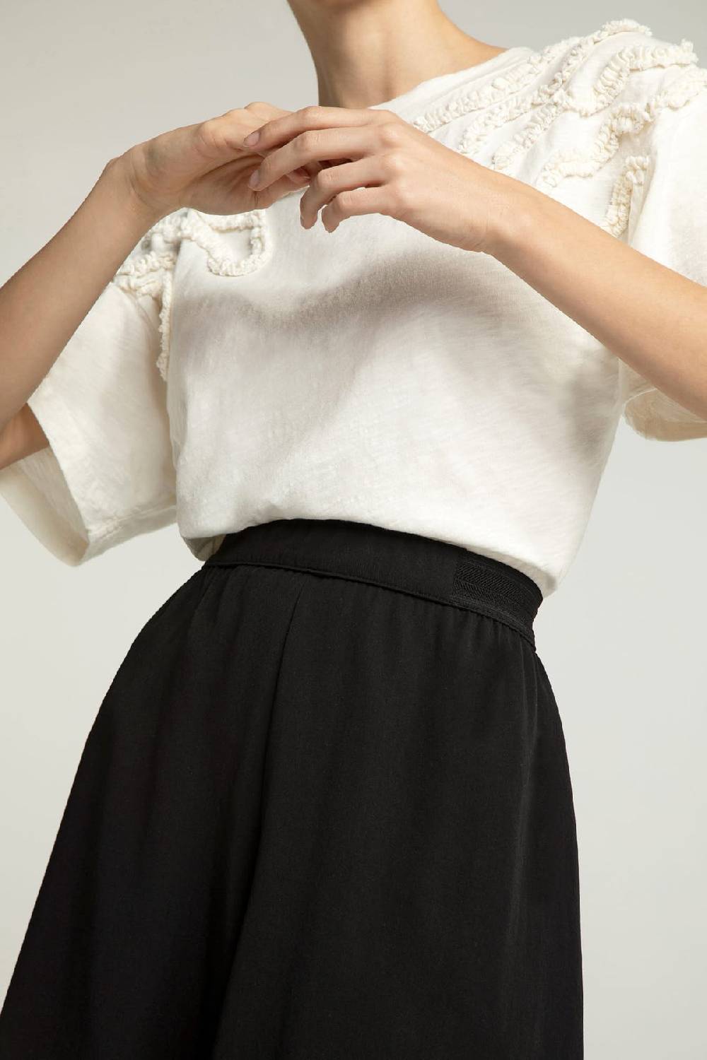 Lovjoi Shorts FELIPPA black Online Shopping