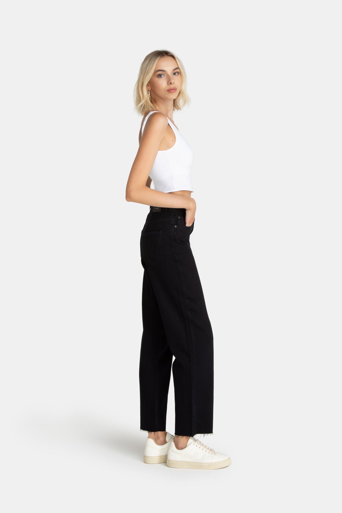 Lovjoi Straight Jeans MEDLAR Black Overdyed Saisonschlussverkauf