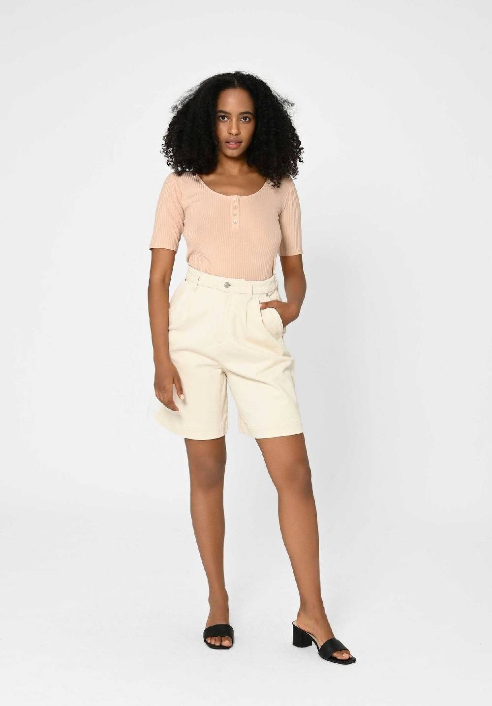 Lovjoi Shorts GRAENNA Begrenzte Freigabe