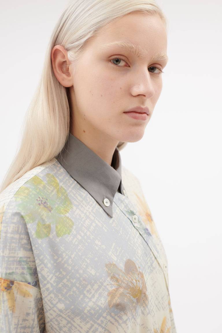 Odeeh Pixelated Daisies Kleid, Birch 2025