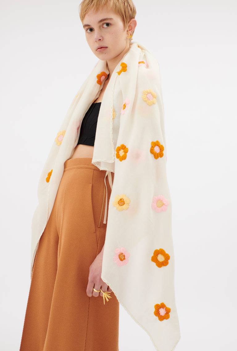 Odeeh Hand Embroidered Daisies Schal, Candy Günstiger Verkauf