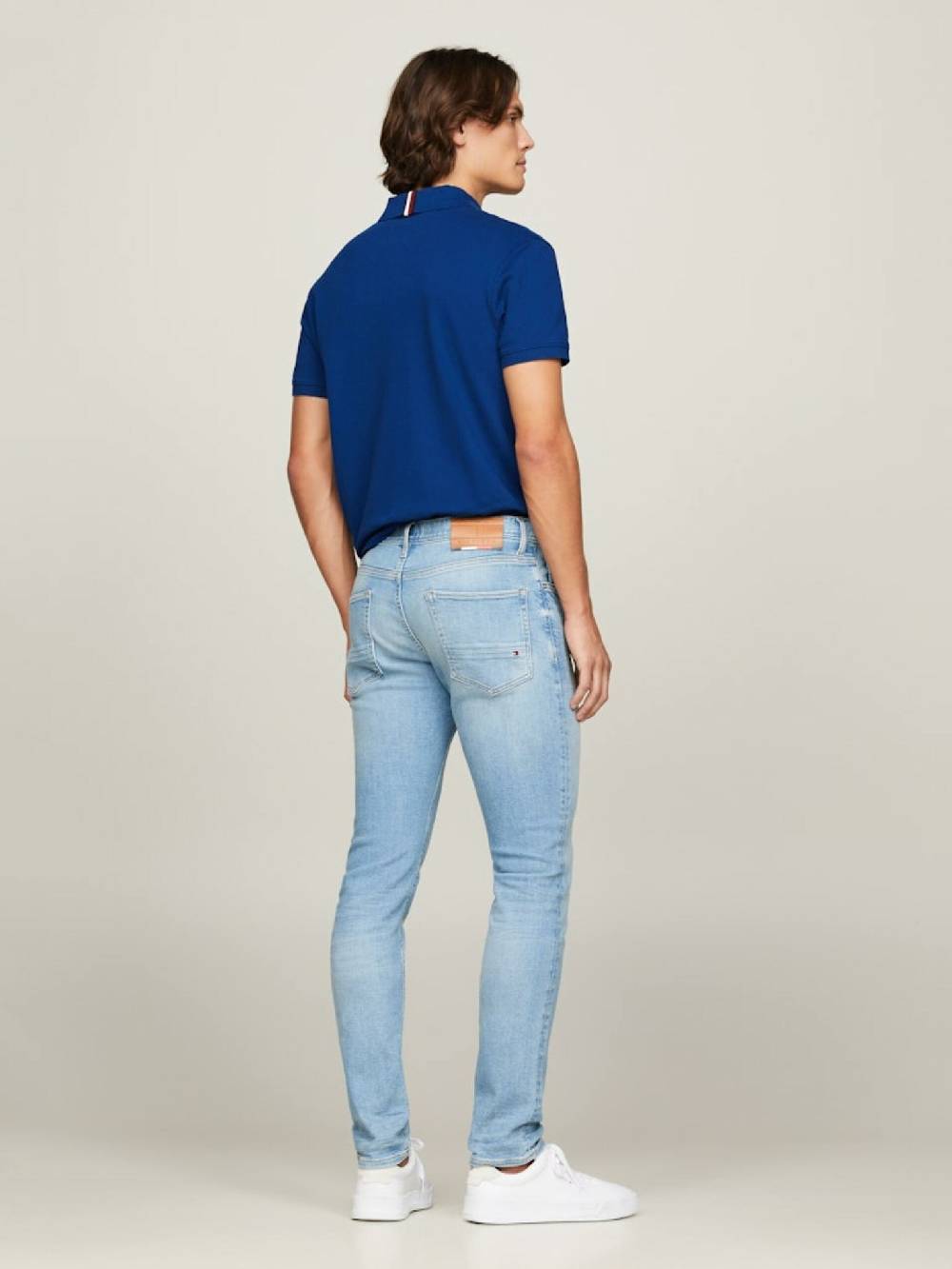 Tommy Hilfiger Jeans 50% Rabatt mit kostenlosem Versand