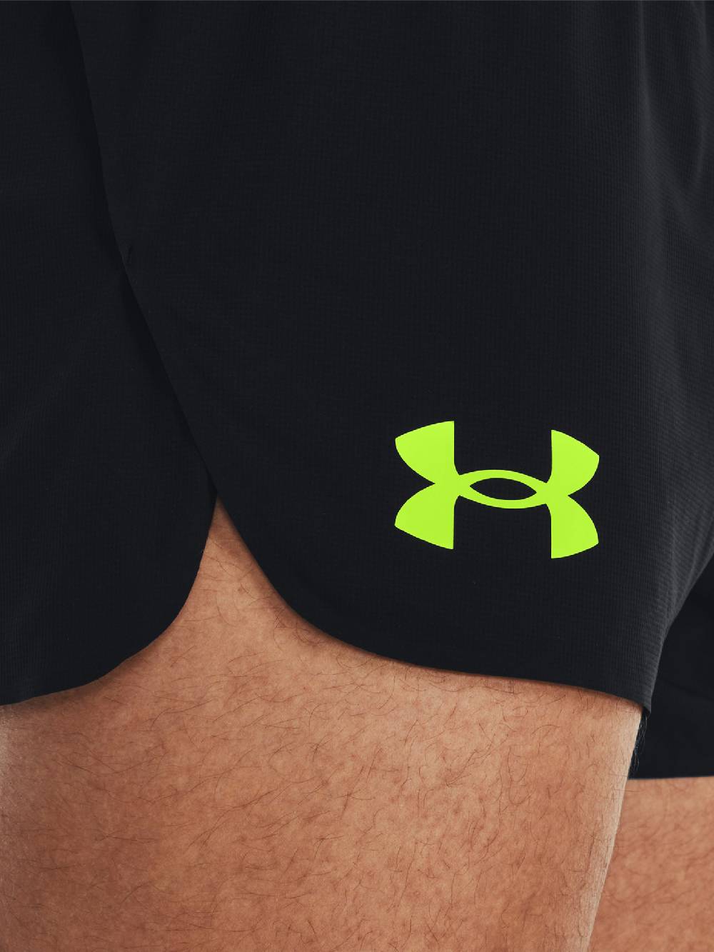 Under Armour UA Lighter Than Air Shorts Im Verkauf