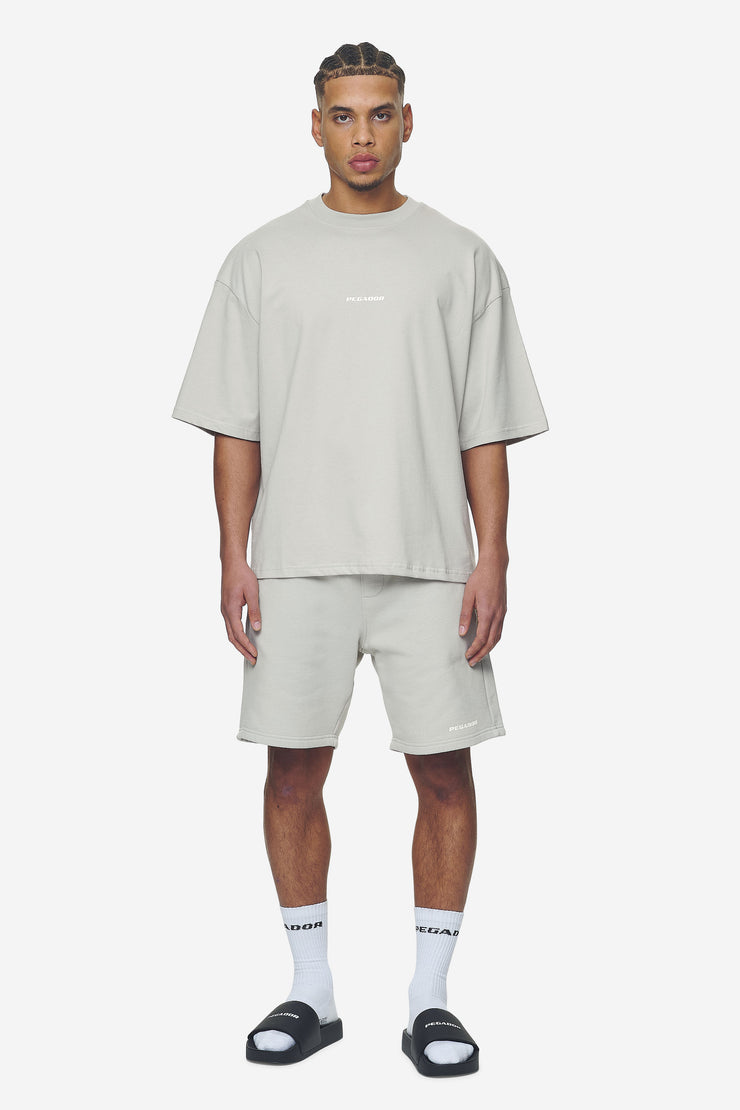 Pegador Logo Boxy Tee Washed Pearl Grey White Gum Saisonschlussverkauf