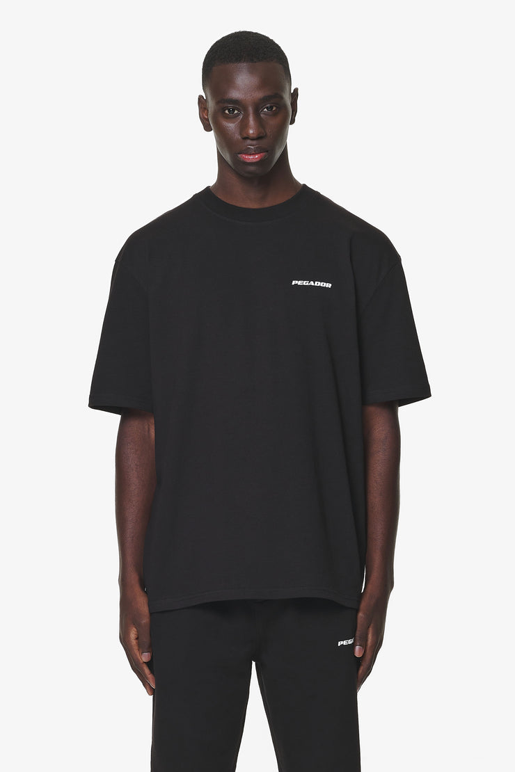 Pegador Logo Oversized Tee Black Gum Vierteljährliche Förderung