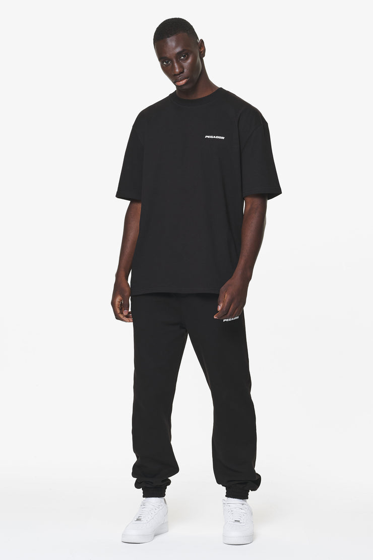 Pegador Logo Oversized Tee Black Gum Vierteljährliche Förderung