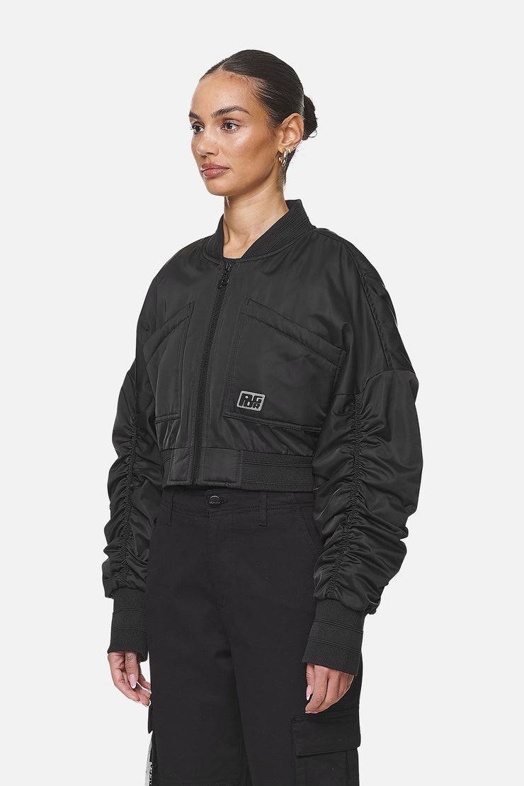 Pegador Laura Cropped Ruffed Oversized Jacket Black Vierteljährliche Förderung