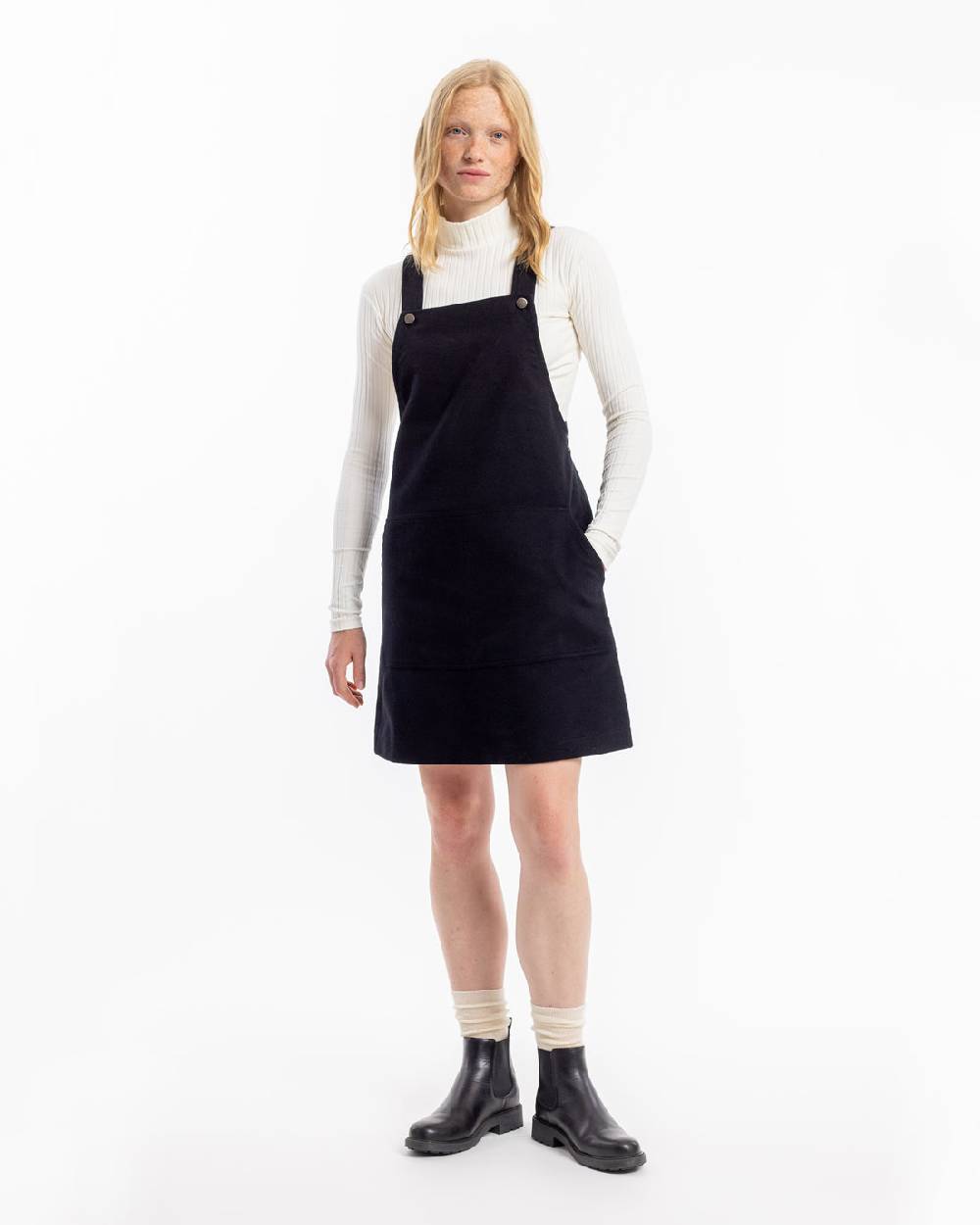 Rotholz Moleskin Latzkleid Bio Baumwolle - Schwarz Speichern exportieren