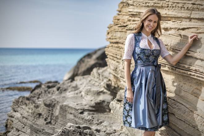Stockerpoint Bluse Marita weiss 32 Vierteljährliche Förderung