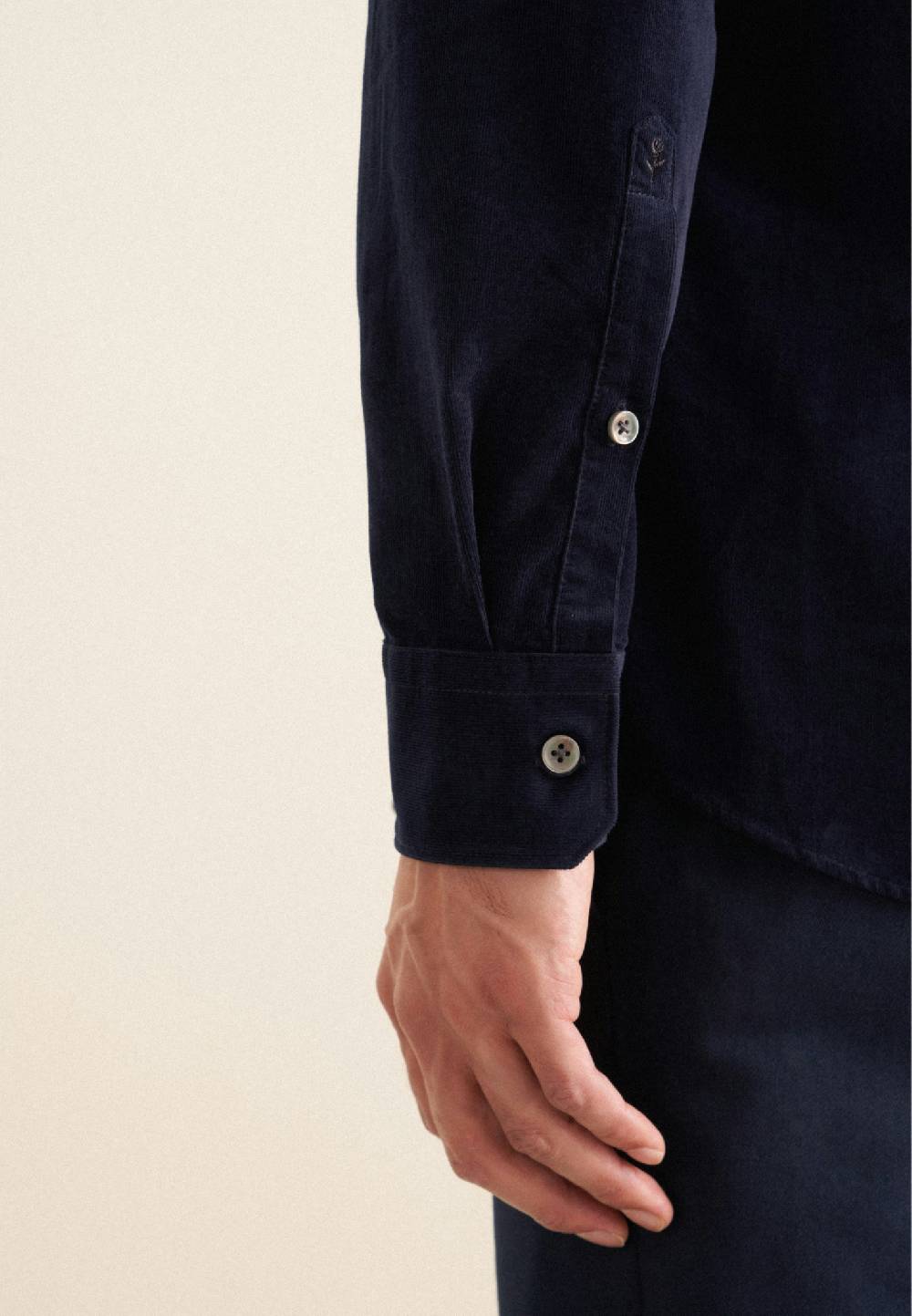 Studio Seidensticker Cord Casual Hemd in Slim mit Kentkragen Riesige Ersparnisse